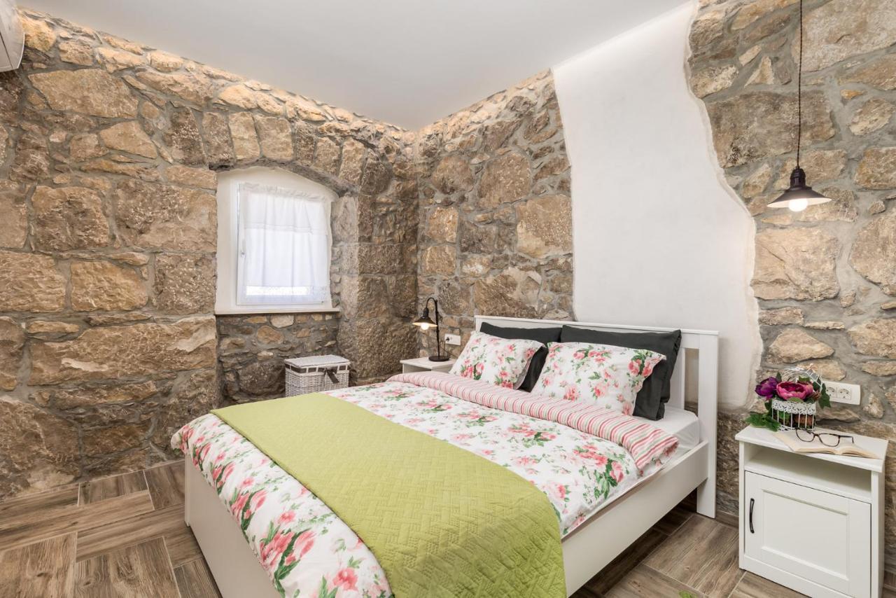 Villa Aurania Vranja Экстерьер фото
